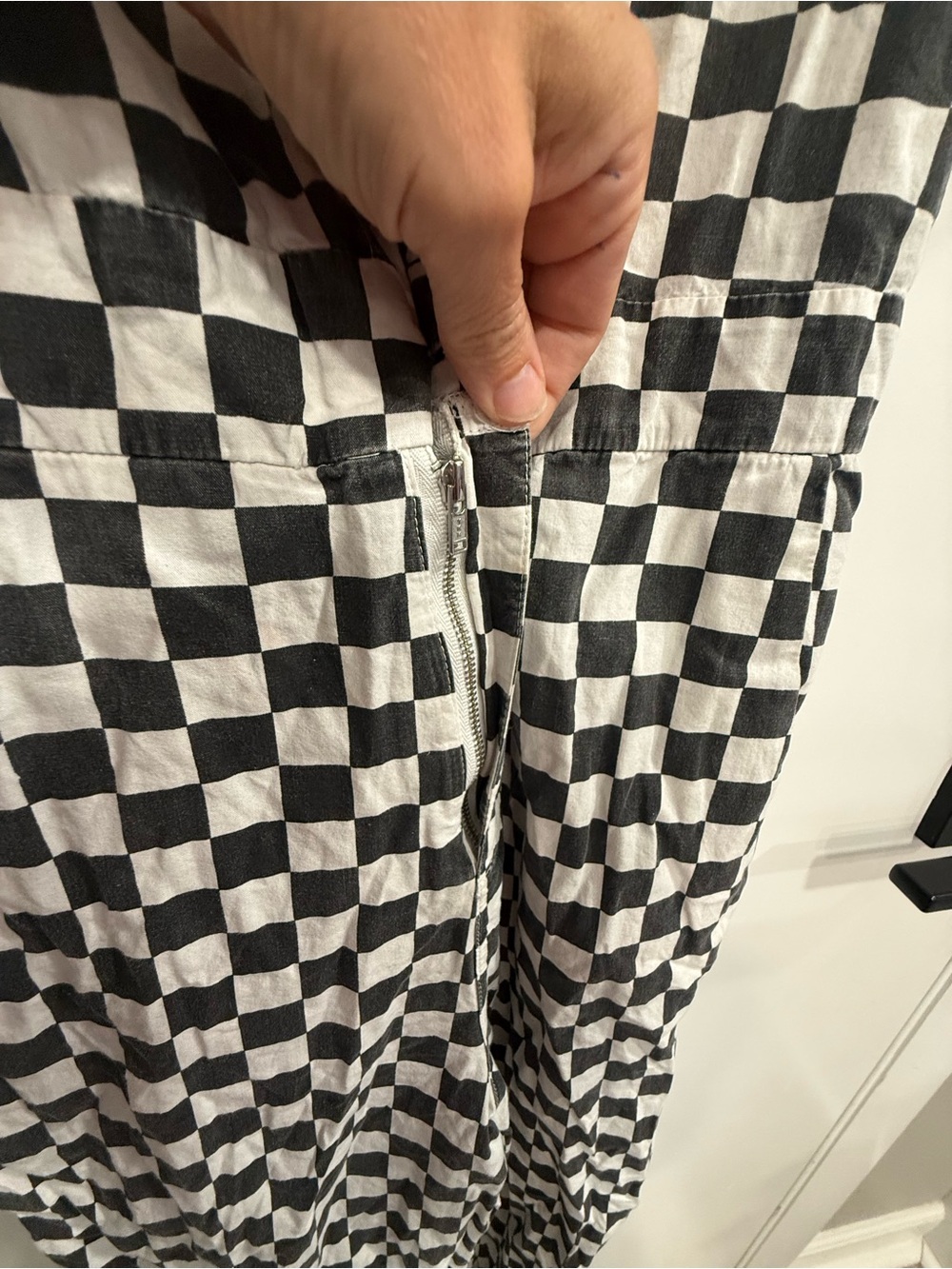 Saint Geraldine Marrs Checkered Coveralls Jumpsuit Black White S Anthropologie - Picture 7 of 11